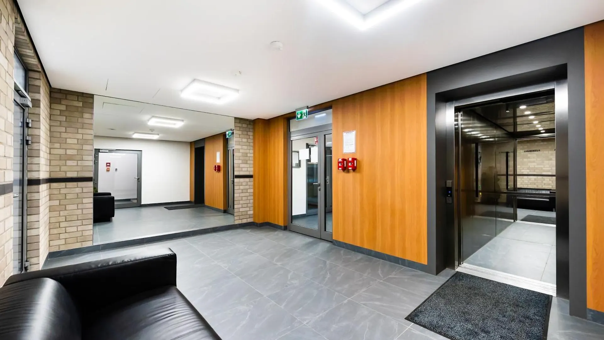 Wilenska Express Chic Apartment وارسو 0*,  بولندا